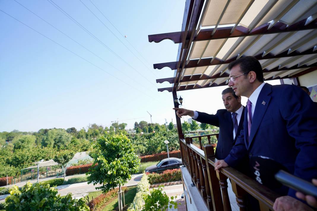 Bu bir devran döndü fotoğrafıdır. Geçen dönem İmamoğlu'na kan kusturan Göksu bu defa hasretle sarıldı 7